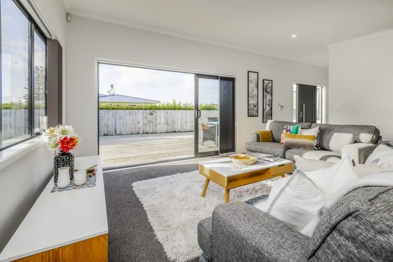 Photo of property in 7b Church Street, Tuakau, 2121