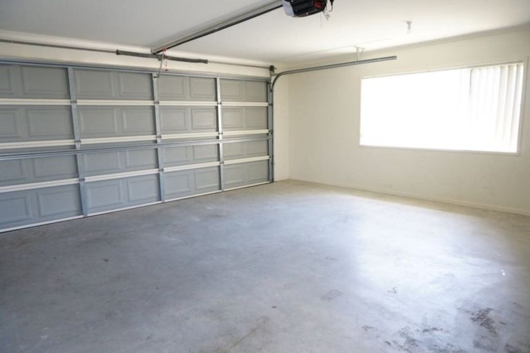 Photo of property in 17a Greenhaven Avenue, Opaheke, Papakura, 2113