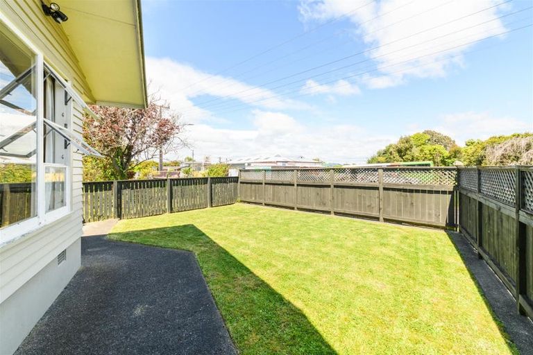 Photo of property in 21 Calico Line, Marton, 4710