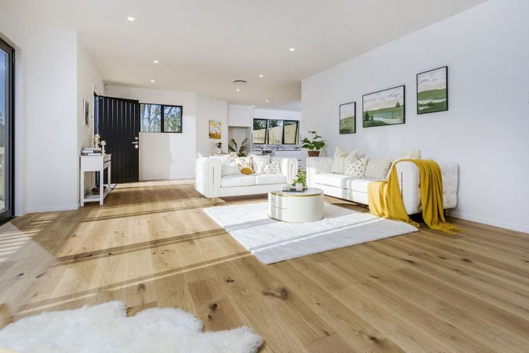 Photo of property in 31a Linwood Avenue, Forrest Hill, Auckland, 0620