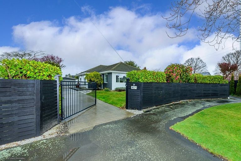 Photo of property in 29 Liverton Crescent, Bishopdale, Christchurch, 8053