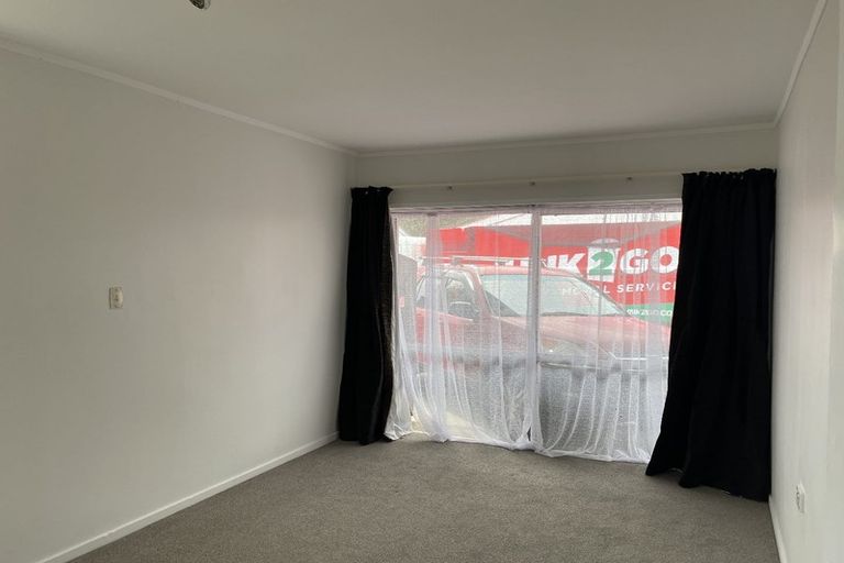 Photo of property in 4/7 Alana Place, Mount Wellington, Auckland, 1060