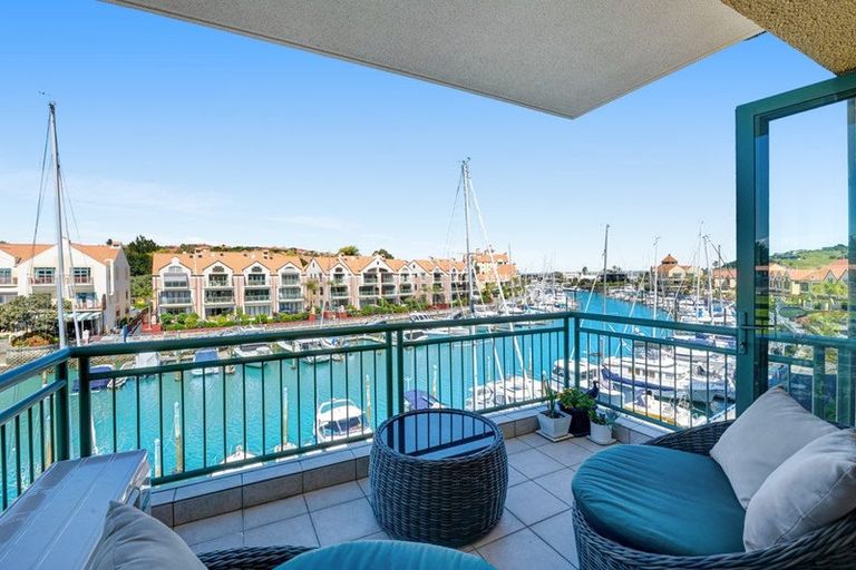 Photo of property in 15 Waterside Crescent, Gulf Harbour, Whangaparaoa, 0930