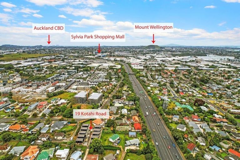 Photo of property in 59 Golf Road, New Lynn, Auckland, 0600