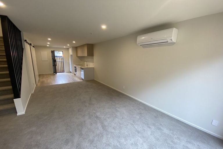 Photo of property in 22 Fitzherbert Road East, Aokautere, Palmerston North, 4471