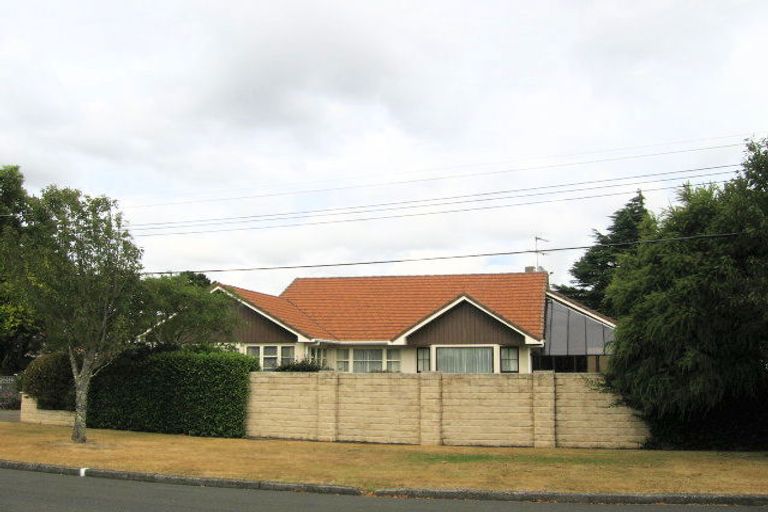 Photo of property in 53 Barton Avenue, Heretaunga, Upper Hutt, 5018