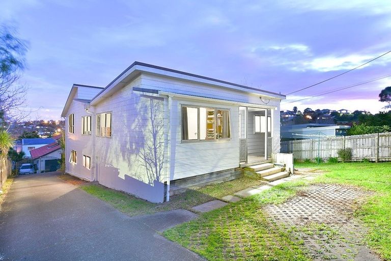 Photo of property in 1/162 Stredwick Drive, Torbay, Auckland, 0630