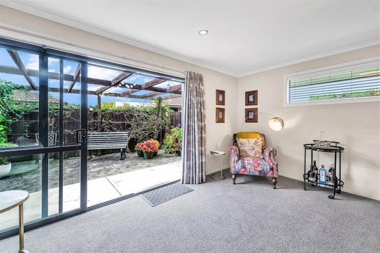 Photo of property in 34 Royleen Street, Casebrook, Christchurch, 8051