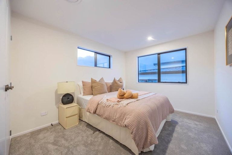 Photo of property in 30c Beulah Avenue, Rothesay Bay, Auckland, 0630