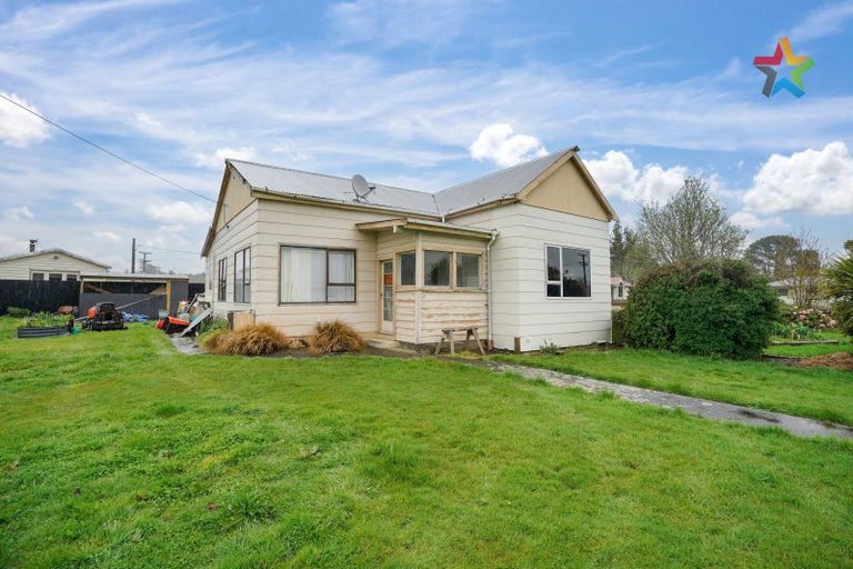 Photo of property in 17 George Street, Otautau, 9610