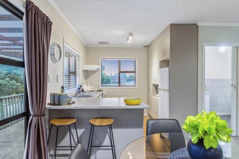 Photo of property in 1125 Papamoa Beach Road, Papamoa Beach, Papamoa, 3118