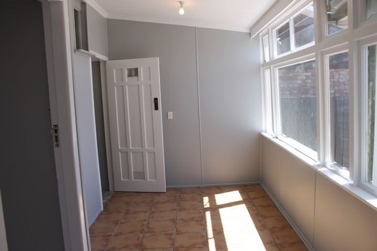 Photo of property in 8a Clifton Street, Windsor, Invercargill, 9810