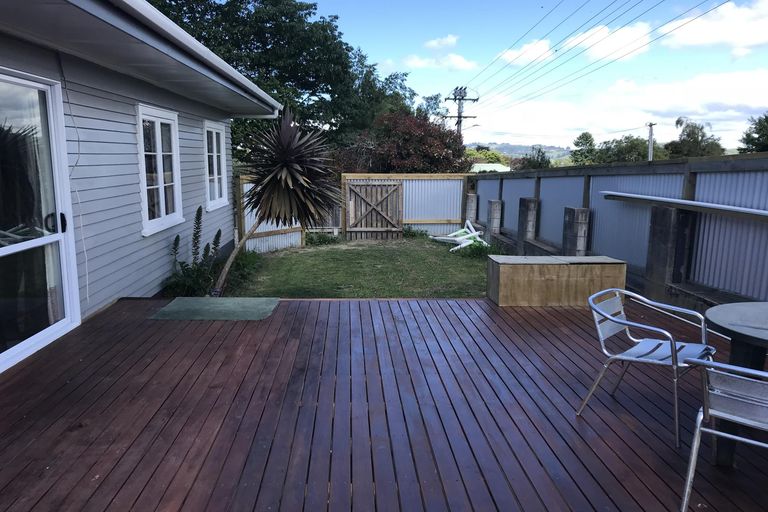 Photo of property in 129 Gillies Avenue, Taupo, 3330