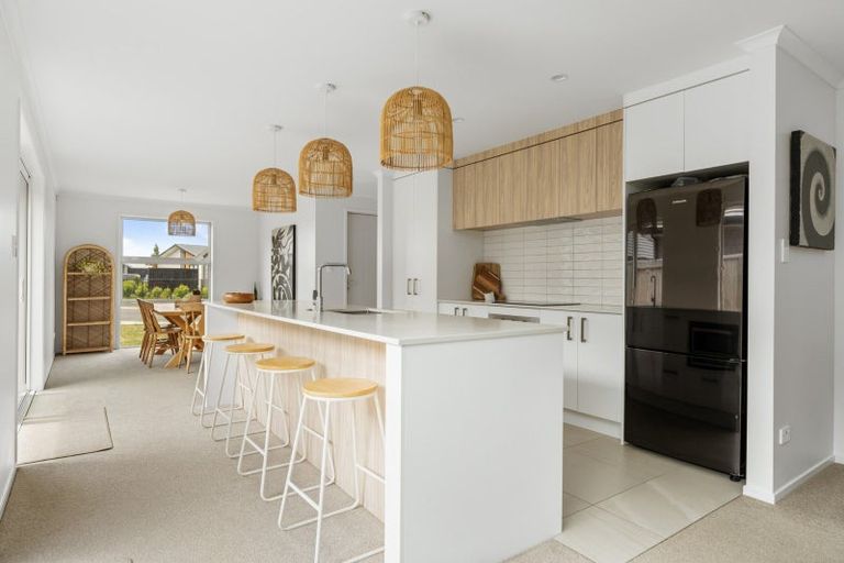 Photo of property in 83 Hills View Drive, Papamoa, 3118