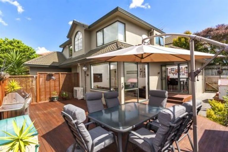 Photo of property in 1/19 Simmental Crescent, Somerville, Auckland, 2014