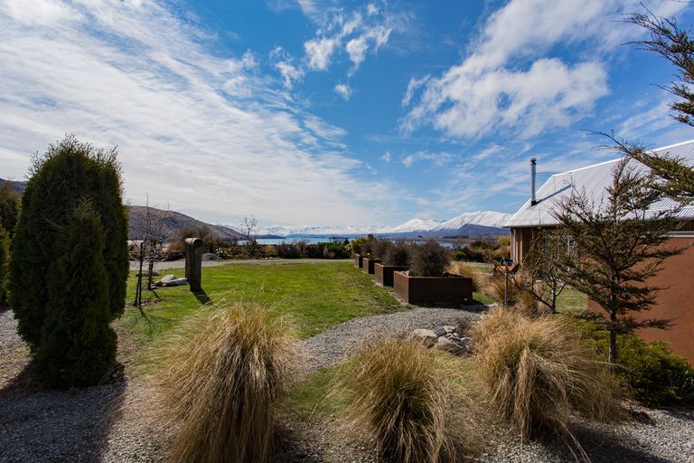 Photo of property in 17 D'archiac Drive, Lake Tekapo, 7999