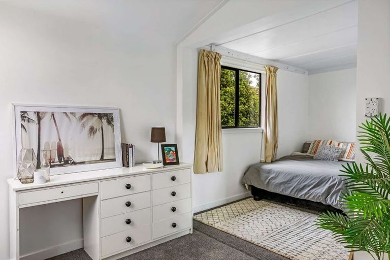 Photo of property in 120 Derby Street, Westport, 7825