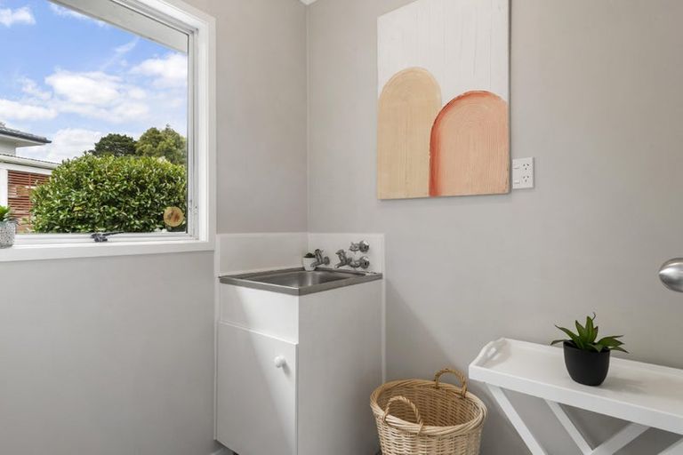 Photo of property in 98 Spinella Drive, Bayview, Auckland, 0629