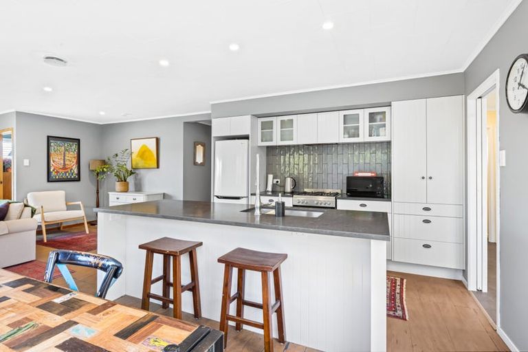 Photo of property in 26 Seatoun Avenue, Leigh, Warkworth, 0985