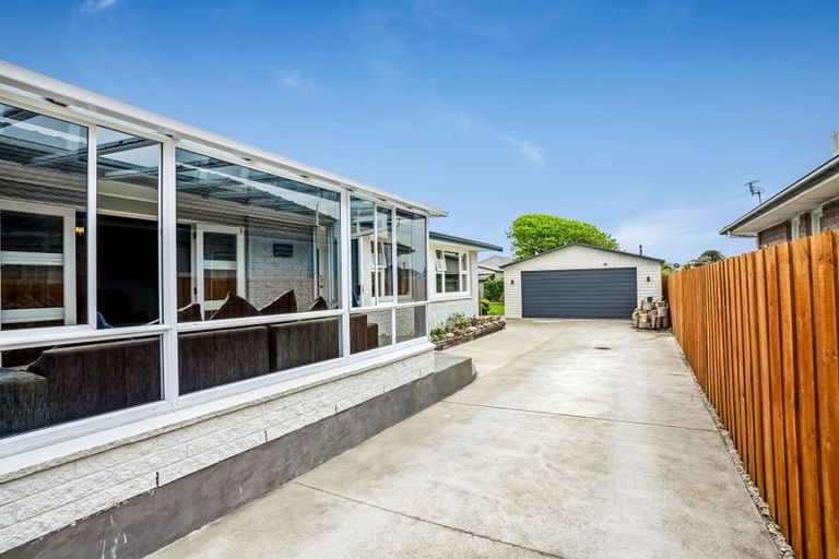 Photo of property in 150 Pacific Road, North New Brighton, Christchurch, 8083