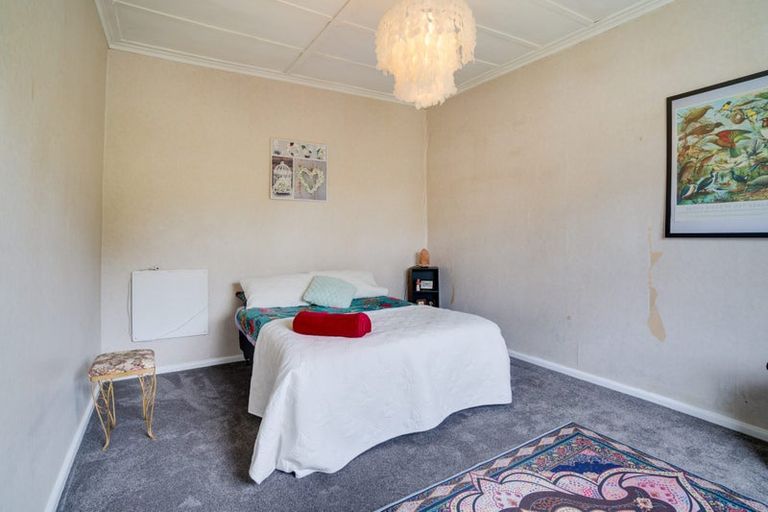 Photo of property in 4 Scott Street, Milton, 9220