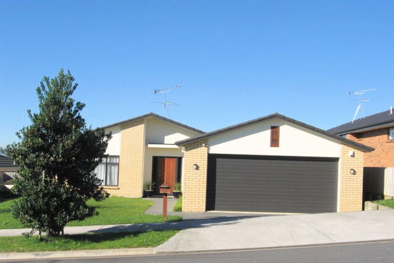 Photo of property in 3 Nanleen Rise, Manurewa, Auckland, 2105