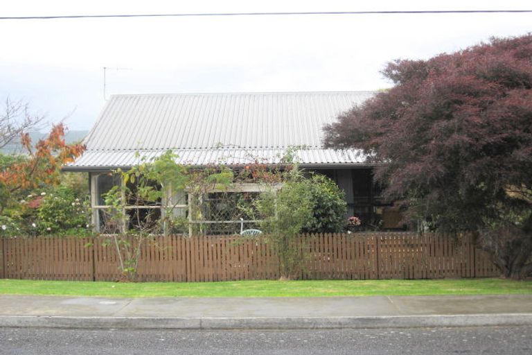 Photo of property in 60c Rata Road, Raumati Beach, Paraparaumu, 5032