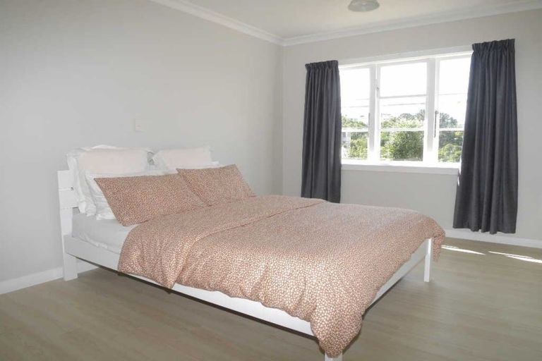 Photo of property in 53 Woodland Road, Johnsonville, Wellington, 6037