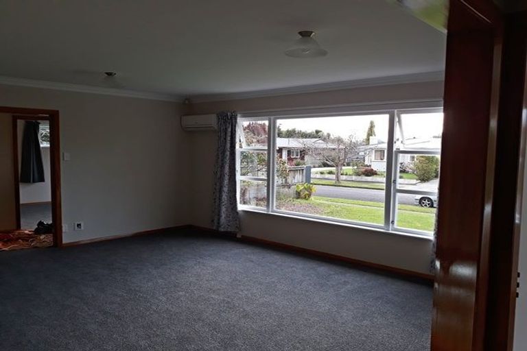 Photo of property in 14 Bond Street, Hokowhitu, Palmerston North, 4410