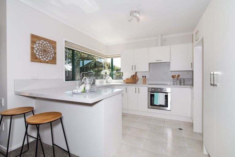 Photo of property in 20 Millington Place, Huntington Park, Auckland, 2013