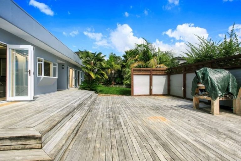 Photo of property in 14a The Avenue, Albany, Auckland, 0632