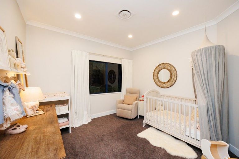 Photo of property in 2 Balmoral Drive, Terrace End, Palmerston North, 4410