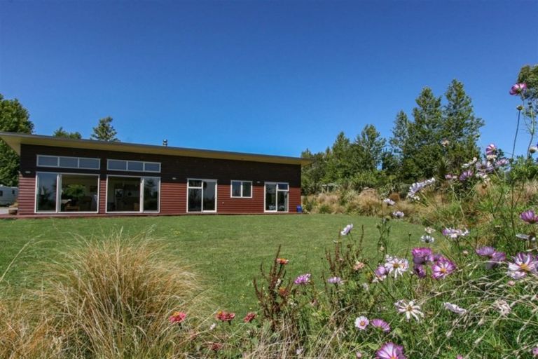 Photo of property in 1878 Egmont Road, Kaimiro, Inglewood, 4386