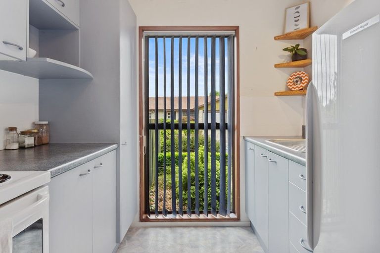 Photo of property in 2 Kowai Place, Amberley, 7410