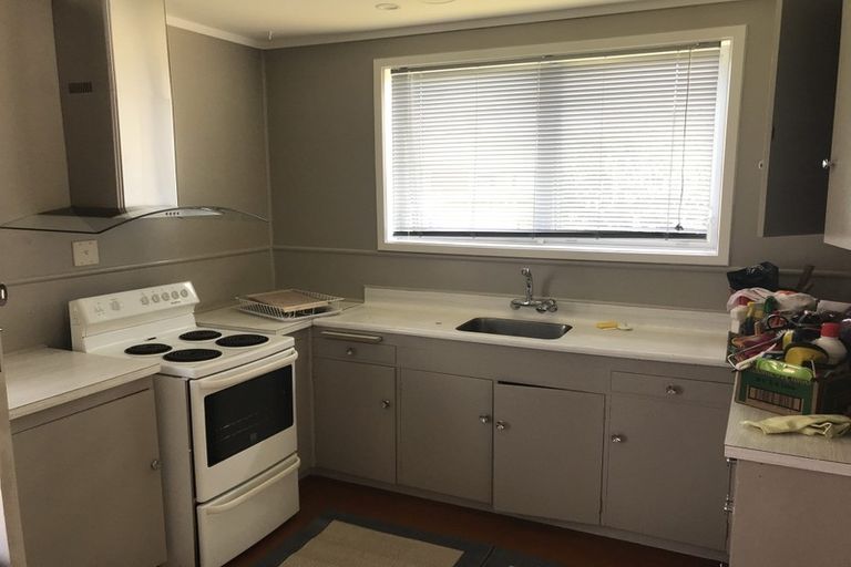 Photo of property in 2/4 Glasgow Street, St Andrews, Hamilton, 3200