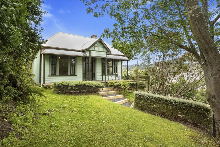 Photo of property in 1 Oates Street, Kaikorai, Dunedin, 9010