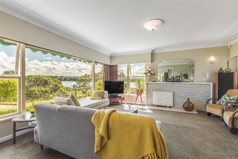 Photo of property in 92d Ngataringa Road, Devonport, Auckland, 0624