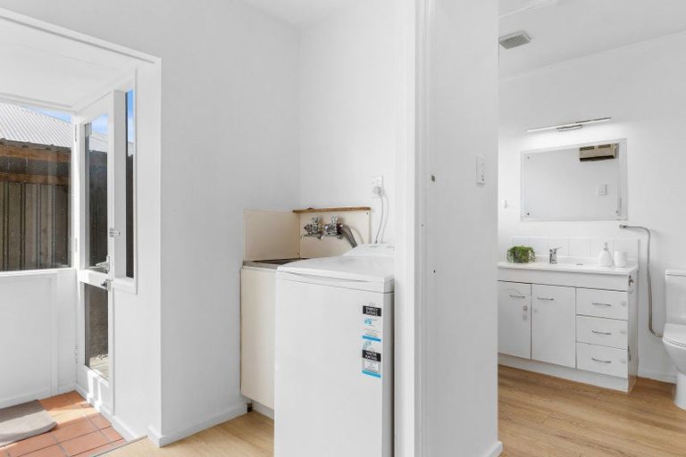 Photo of property in 8 Brixton Street, Islington, Christchurch, 8042