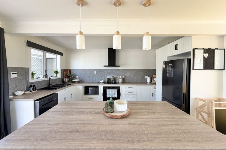 Photo of property in 3 Waianiwa Place, Tokoroa, 3420