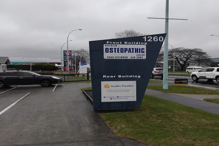 Photo of property in 1260a Cameron Road, Gate Pa, Tauranga, 3112