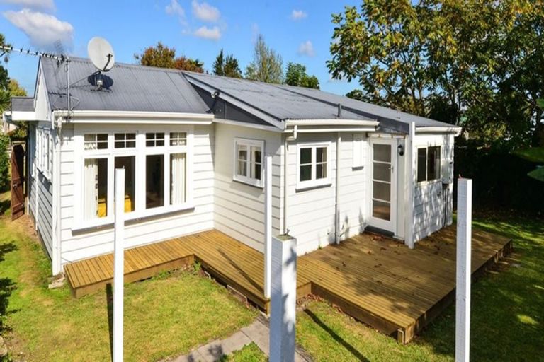 Photo of property in 9 Bettina Road, Fairfield, Hamilton, 3214