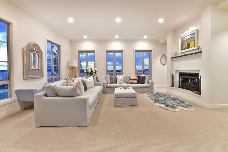 Photo of property in 295 Pinecrest Drive, Gulf Harbour, Whangaparaoa, 0930