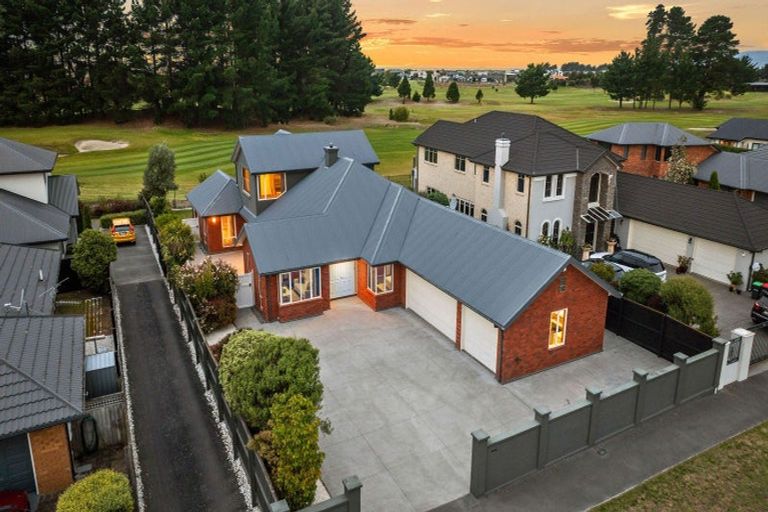 Photo of property in 512 Bower Avenue, Parklands, Christchurch, 8083