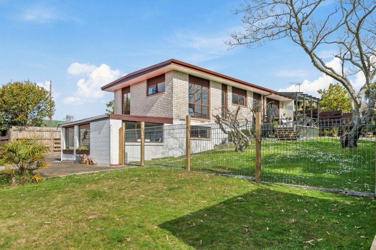 Photo of property in 16b Carter Drive, Pomare, Rotorua, 3015