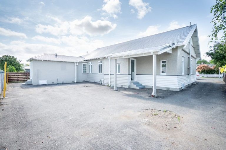 Photo of property in 17 Titoki Street, Palmerston North, 4414