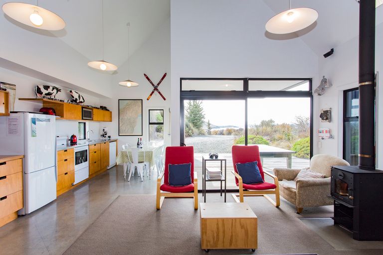 Photo of property in 17 D'archiac Drive, Lake Tekapo, 7999