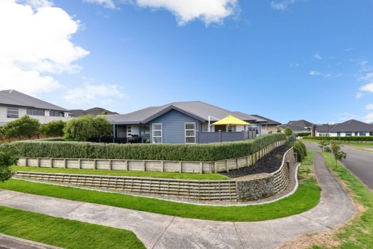 Photo of property in 2 Horizon Place, Flagstaff, Hamilton, 3210