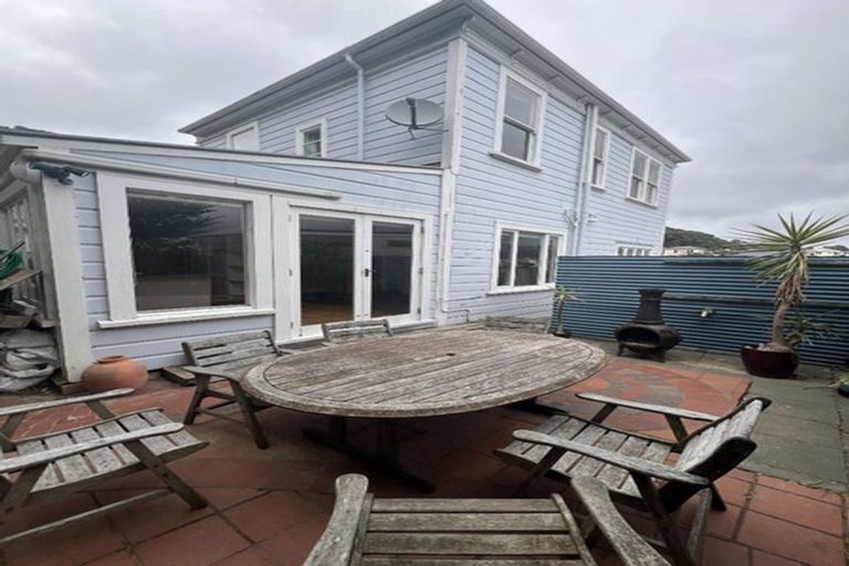 Photo of property in 127 Elizabeth Street, Mount Victoria, Wellington, 6011