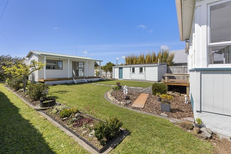 Photo of property in 8 Raleigh Street, Vogeltown, New Plymouth, 4310