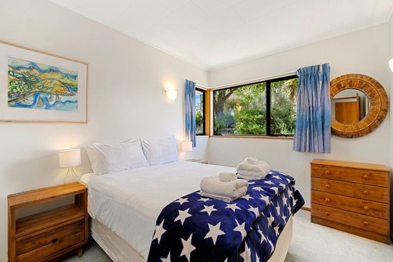 Photo of property in 12 Mulberry Lane, Wanaka, 9305